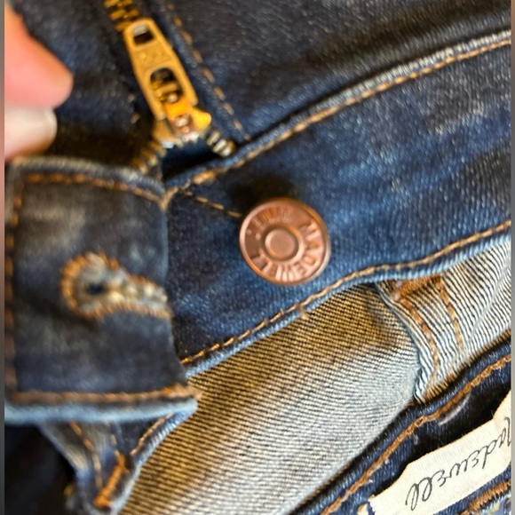 Madewell 9” high skinny size 30 distressed pocket - Picture 5 of 11